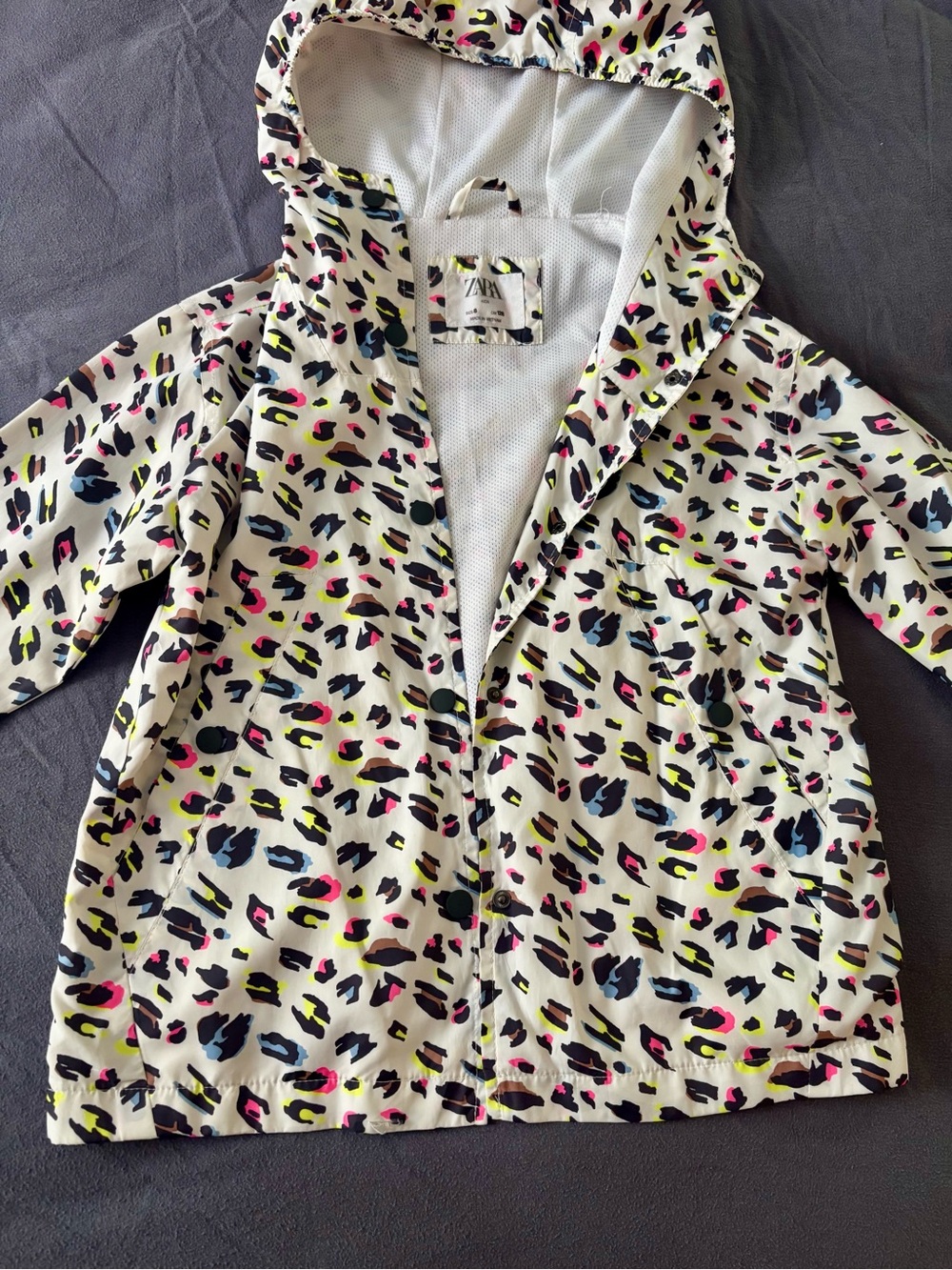 Zara Kids Animal Print Rain Windbreaker Jacket with Hood and Pockets size 8